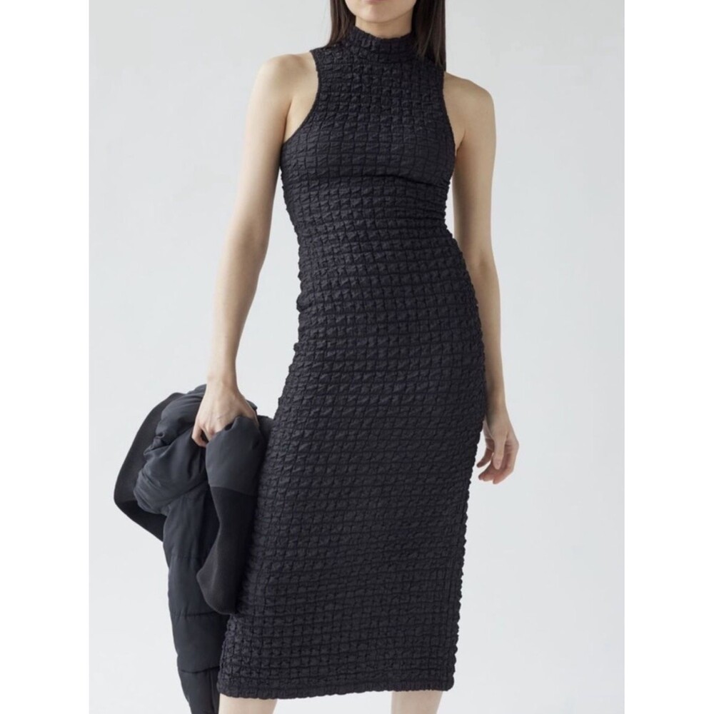 Urban Outfitters Black Bubble Knit Textured Sleeveless Midi Dress Size Medium